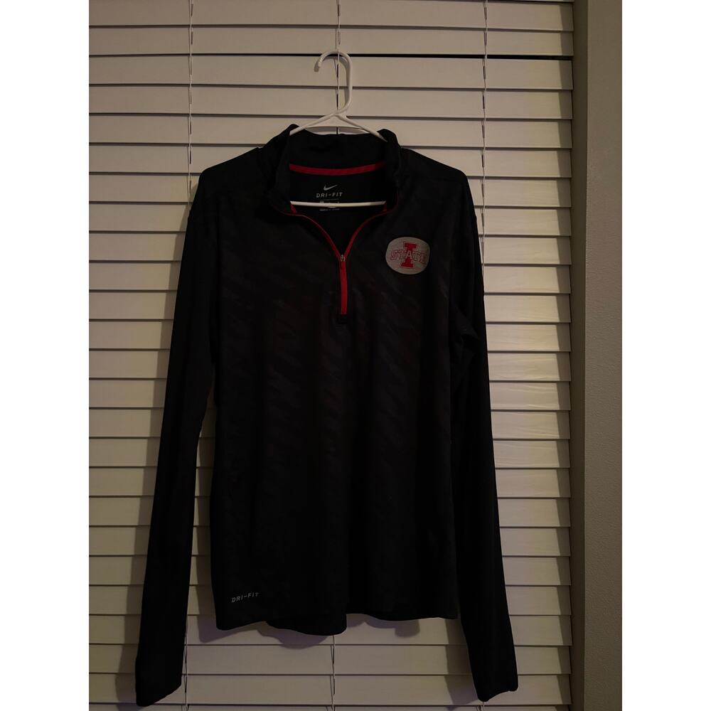 Nike Dri-FIT quarter-zip pullover Iowa State University size medium